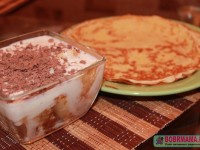 Блинчики в бананово-сметанном соусе