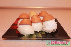 Грибочки из яиц